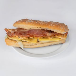 Bocadillo De Pollo Americano