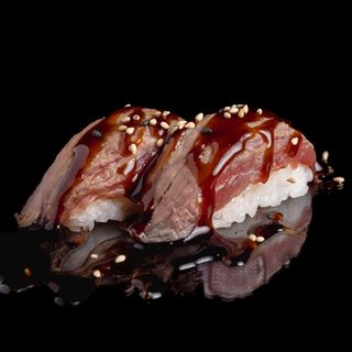 15- Nigiri Atún Flambeado (4 Uds.)