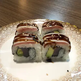 40C- Uramaki De Atún Y Aguacate Flameado (4 uds.)