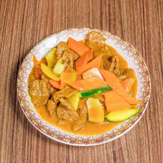 90C- ternera con salsa curry