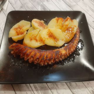 Pata de pulpo a la plancha