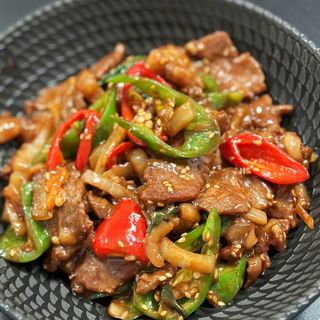 Ternera Con Salsa Picante