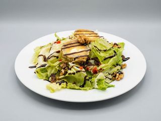 Ensalada de cabra