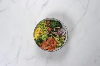Poke bowl salmón