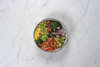 Poke bowl salmón