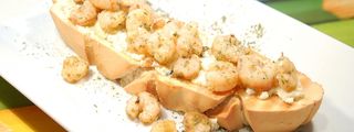 Tostado de pan chino con gambas (Crema)