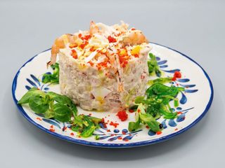 Ensaladilla Rusa con Gambas