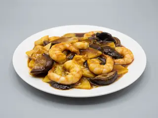 -61-Gambas Con Bambú Y Setas Chinas