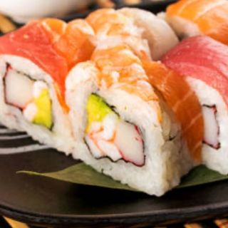 Dragón Roll Langostino (4 Uds.)