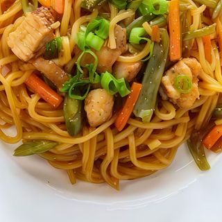 Yakiudon Vegetal (500 Cc.)