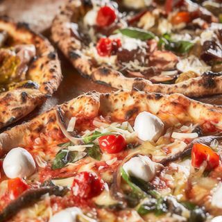 Pizza BRIE Y SPECK(32 Cm.)