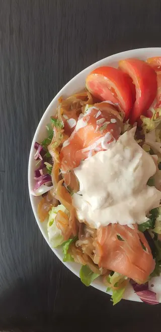 Ensalada Salmón / Izokin Entsalada