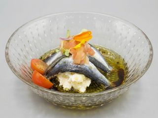Lomitos Anchoa, Crema De Manzana