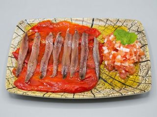 Pimientos Asados Y Anchoa Extra