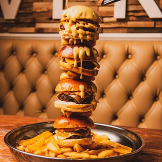 TOWER BURGER