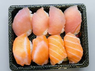 Bandeja 7 nigiri (12 piezas)