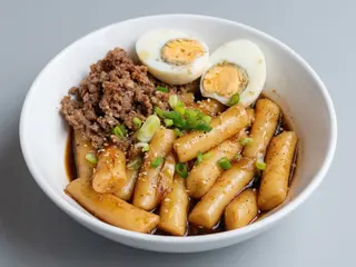 Topoki bulgogi con queso