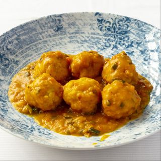 Albóndigas de rape y gambas