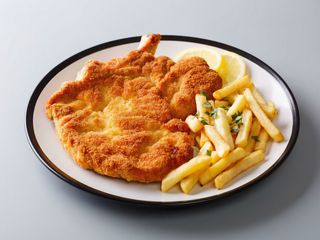 Escalope Especial de la casa + patatas fritas caseras + ensalada LTC