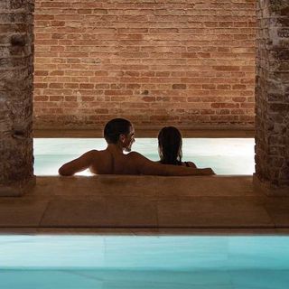 Couples Escape Baths