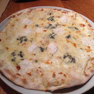 Pizza Cuatro Quesos Pequeña (S)