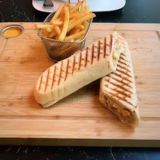 Panini Pollo Al Pesto