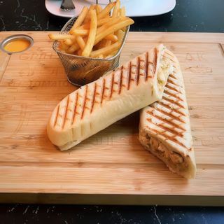 Panini Pollo Al Pesto