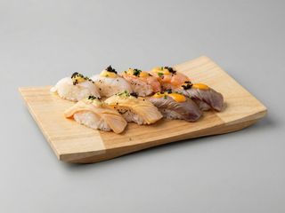 Nigiri Flambeado (8 Pza.)