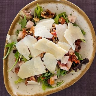 Ensalada María