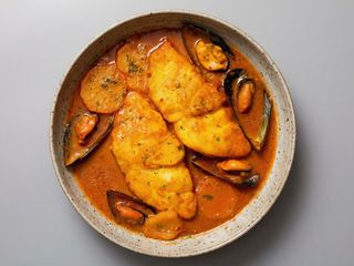 Tapa Rape con Salsita de Pescadores