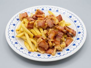 SS.TORREZNO DE SORIA*（五花肉薯条）