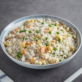 Arroz Frito Con Tres Delicias