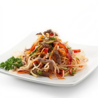 Tallarines Fritos Con Ternera