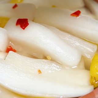 RÁBANO ENCURTIDO白萝卜泡菜