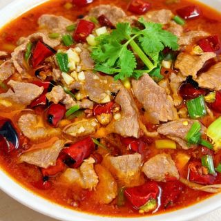 TERNERA EN CALDO PICANTE水煮牛肉