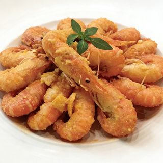 GAMBAS FRITAS CON SALSA DE YEMA蛋黄焗大虾