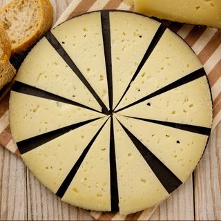Queso Curado