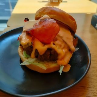 Hamburguesa La Esquinita