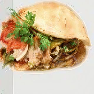 plato kebab de ternera