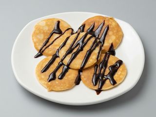 Tortitas Americanas Con Salsa