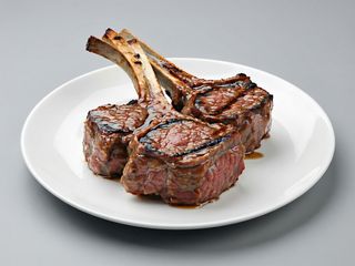 Chuletillas de cordero a la brasa