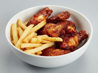 Alitas De Pollo Con Patata