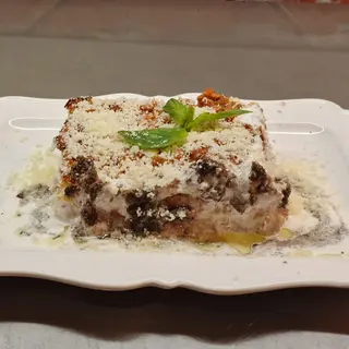 Lasagna di carne al Tarufo