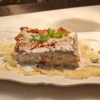 Lasagna di Carne al 4 Formaggi