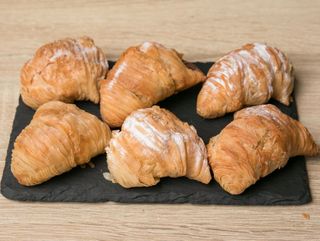 Caja de crujientitos rellenos de cappuccino (12 uds.)