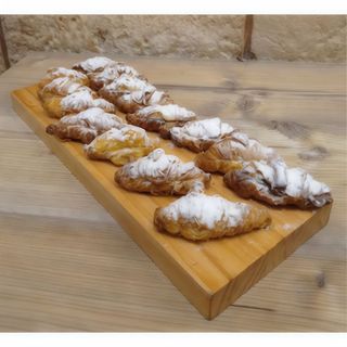 Mini Croissant relleno crema kinder (1 u.)