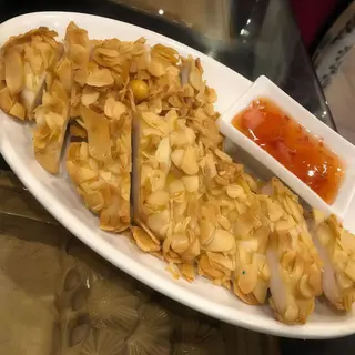 Pechuga rebozada con almendras