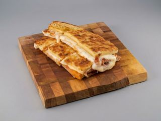 Mozzarella A Caballo.