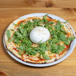 Bianca y burrata fresca