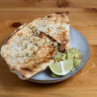 Quesadillas de pollo con guacamole